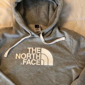 The North Face woman’s hoodie medium